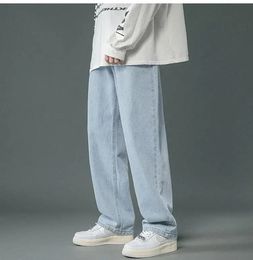 Retro Jeans Mens Solid Colour Fashionable and Loose Fitting Wide Leg Straight Pants 240408