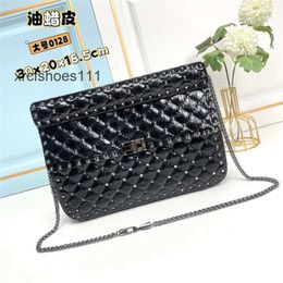 Womens Sheepskin Small Shoulder New Capacity Leather One 2024 Rivet Designer Square Hand Chain Bag Crossbody Versatile Large Valentnno Bags CS74