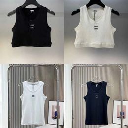 Designer Tshirt Cropped WomenKnits Tank Top Designer Embroidery Vest Sleeveless Breathable Knitted Pullover Womens Sport Tops Summer Short Slim