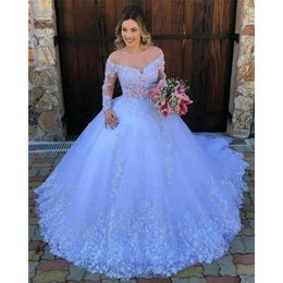 Ball Sheer Kleid weiße Prinzessin Kleid Crew Hals 2022 Spitzen Applikationen Langarmes Garten Hochzeitskleider plus Größe Braut Kleider Robe de Mariee S Ess