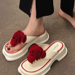 Women's Thick-Soled Flip-Flops Seaside Beach Shoes 2024 Amoi Slippers High-End Hot-Selling Fairy Style Outdoor Slippers