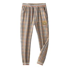 2024 Spring/Summer New European Thin Plaid Sports Casual Pants For Men Slim Fit Small Feet Trendy Brand Pants For Men