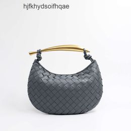 Capacity Bags Fashion Venetas Designer Large Bvbag Kylie Sardine Sardines Handheld Bag 2024 29cm Knitted Half Same Design Shark Womens Soft Leather 0NMF