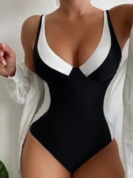 High Waisted Sexy Swimsuit Womens Thin and Conservative Large Size Beach Seaside Swimwear Bikini 240411