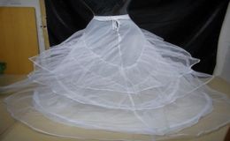 Big Discount White Three Layers wedding Chapel Train petticoat Crinoline Bridal Accessories Underskirt for Wedding Prom Quincean1239429