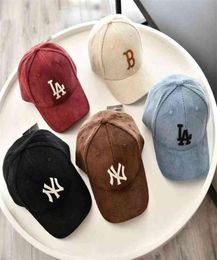 Korean dongdamen 21 spring men039s and women039s large letter corduroy baseball hat fashion personality7220107