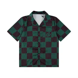 24SS New Suit Shirt Short-Sleeved Checkerboard 패턴 인쇄 인쇄 남성과 여성을위한 맞춤형 직물 정장 동일한 스타일의 고품질