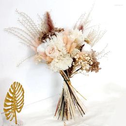 Decorative Flowers Wedding Bouquet Bride Holding Pampas Grass Dry Flower Arrangement Bohemian Style Bridesmaid Home Decoration