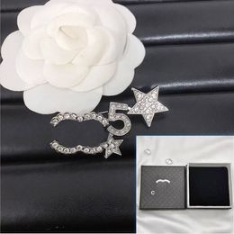 Luxury Gold-Plated Silver Plated Brooch Brand Designer Classic Design Minimalist Style Boutique Brooch Birthday Party Boutique Jewelry Brooch Box