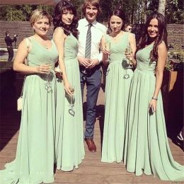 Sage Green Bridesmaid Dresses V Neck Floor Length Sleeveless Chiffon Beach Wedding Maid of Honour Gown vestido Custom Made Plus Size Formal Occasion 2024