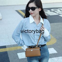 loro piano Bags Designer Layer Evening Top Bag Cowhide Cosmetic Leather Womens Bag Trendy and Fashionable Lunch Box Bag Portable One Shoulder Crossbody Makeu