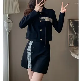 Work Dresses Xiaoxiangfeng Women's Spring 2024 Turndown Collar Spliced Button Pocket Western Style Slim Short Wrapped Hip Half Skirt Suit