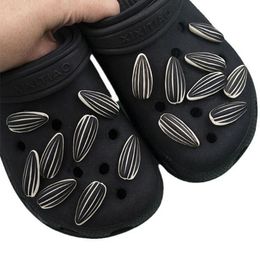 creative new shoe accessories clog charms garden shoe buckle button for bracelet wristband