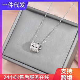 Luxury Top Grade Vancelfe Brand Designer Necklace Light Luxury Four Leaf Clover Small Waist Necklace for Women Simple High Quality Jeweliry Gift