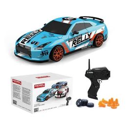 Dascast Model Cars Multi -Stil -Fernbedienung Rennsportkinder Rennspielzeug 1 24 Fernbedienung Drift Autospielzeug Autospielzeug wiederaufladbarer Boy Toys Auto Geschenke J240417