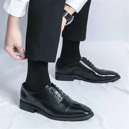 Dress Shoes Super Big Size 44-45 Red Men Heels Luxury Evening Dresses Banquet With Sneakers Sports Luxery Special