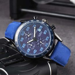 Principais relógios de pulseira de luxo homens homens assiste o movimento de quartzo wristkates clássicos Carrera calibre 16 pulseira de pulseira relógio Montre de luxo