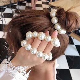 Hårgummiband Kvinnor Pearl Hair Bands Girls Elegant Beads Rhinestone Hair Tie Armband Elastic Rubber Bands Pononyil Styling Accessories Korean Y240417