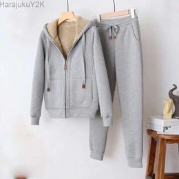 Women's Hoodies Add Fleece Thick Casual Suit Winter Simple Solid Colour Sports Thin Long Sleeve Hooded Short Coat Pants