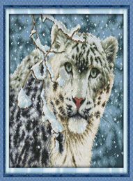 Snow leopard winter Handmade Cross Stitch Craft Tools Embroidery Needlework sets counted print on canvas DMC 14CT 11CT Home decor 6502449