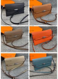 Togo Wallet On Chain Designer Purse With Leather Strap Serial Number Full Set Box Packaging woman Wallets Whole cowskin Card holde2473432