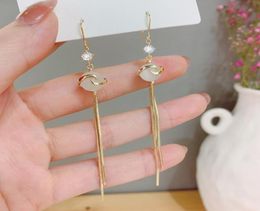 Elegant 18k Real Gold Plated Opal White Jade Drop Earrings Gold Tassel S925 Sterling Sier Ball Earrings Jewelry6785156