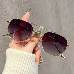 Sunglasses for mens driving 2024 new high-end dual beam sunglasses womens Korean version UV resistant and strong light