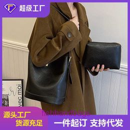 Factory Outlet Wholesale selinss Tote bags for sale Leisure Mothers Bag 2024 New Womens Popular Versatile Crossbody Large Capacity With Original Logo