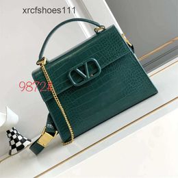 Official New Paired Lady Vsling Womens Stud valenn Bags Crocodile Pattern High-end Napa Buckle Runway Style Product Light Luxury Handbag Leather Bag 5BAS ESWT