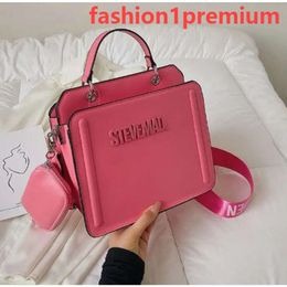 2024 Single Shoulder Messenger Bag Versatile Bag Handbags Bags Sale Women Fashion Handbag Good