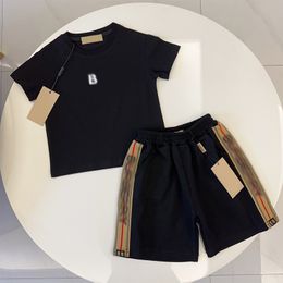 2023 Summer Boys and Girls Clothing Set with Small Treasure Letter B Family Classic Short sleeved Shorts T-shirt Two piece Set of Trendy Children Wear Korean Edition