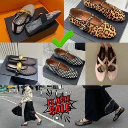 With Box Dress Shoes Designer Sandal ballet slipper slider flat dancing Women round toe Rhinestone Boat formal office Luxury riveted buckle shoes GAI 35-40