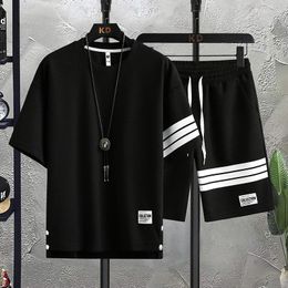 Men's Tracksuits Summer Patchwork Sports Suit O Neck Half Sleeve T Shirts Comfortable Outfit Set T-Shirt And Shorts Sets 2 Piece