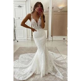 Lace Dresses Spaghetti Strap Bohemian Mermaid Soft Tulle Sexy Backless Long Bridal Gowns Sleeveless Boho Beach Bride Wedding Dress 2022