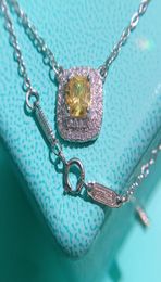 necklaces luxury designer necklace ladies pendant Diamond inlay shape charming elegant temperament fashion versatile trendy jewelr6615906