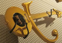 1993 Rare Guitar Prince Gold Love Symbol Electric Guitar Floyd Rose Tremolo Bridge Gold Hardware Seymour Duncan Pickups Black Pick4969748