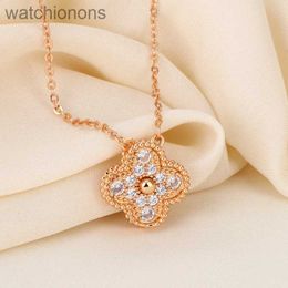 Luxury Top Grade Vancelfe Brand Designer Necklace 925 Silver Seiko Full Diamond Clover Necklace Womens Elegance High Quality High Quality Jeweliry Gift