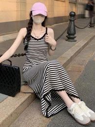 Casual Dresses Early Spring V-neck Striped Slip Knitted For Women 2024 Summer Versatile High Waist Slim Bottoming Dress