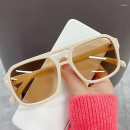 Sunglasses 2024 Ladies Vintage Oversized Fashion Men Women Square Shades Eyewear Trendy Ins UV Sun Glasses Goggles