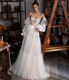 Elegant Long Sweetheart Tulle Wedding Dresses With Sleeves A-Line Pleated Watteau Train Ziper Back Classy Bridal Gowns for Women