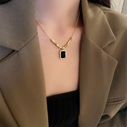 As Original Designer Pendant Necklaces for Women Men 18K Gold Stainless Steel Classic Black Card Square Clavicle Chain Jewellery Accessories Dropshipping YMN130