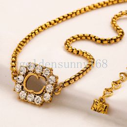 Diamond Necklace Designer Jewellery Brand Letter Necklaces Pendant Choker Crystal Pearl Stainless Steel Chains Vogue Men Women Anniversary Gifts