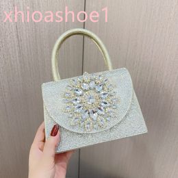 Handbag Luxury Designer Shoulder Bag Women's Crystal Handbag Metal Beads Sparkling Diamond Celebrity Underarm Bag Crossbody Women's Wallet Luxury Shopping 102