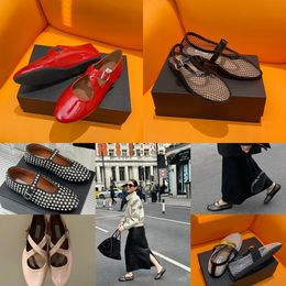 2024 With Box Designer Sandal ballet slipper slider flat dressing shoes dancing Women toe Rhinestone Boat shoes Luxury leather riveted buckle shoes size 35-40