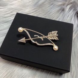 Boutique Gold-Plated Silver Plated Brooch Brand Designer New Bow Arrow Style Design Fashionable Brooch High-Quality Jewelry Charming Brooch Box