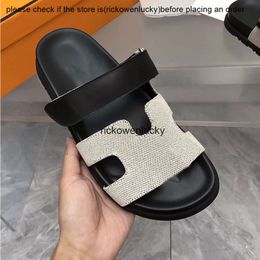 Womens High quality Hac One Sole Line Thick Slippers for External Wear 2023 Summer New Fashion Hook Loop Flat Bottomed Beach Slippers Mens Shoes Couple Sandals Sizes 3