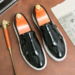 2024 New Loafers for Business Slip-on Shiny Double Buckle Monk Shoes Black Men Patent Leather Party Dress Shoe