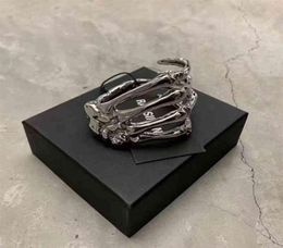 Cool hand show death skeleton ghost claw Bracelet Adjustable Bracelet women039s autumn and winter accsori281J2323614