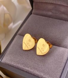 Designer Heart Stud Earrings for Women High Quality 18K Gold Plated Titanium Steel Love Earring Jewellery Gifts Dropship1812695