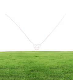 Fashion Flower shape pendant necklace for women Smooth Surface Design Gold Silver Rose Three Colour Optional4048308